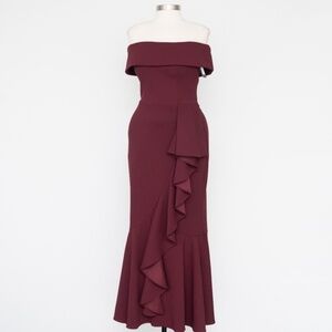 Betsy & Adam. Petite Off-The-Shoulder Mermaid Gown.